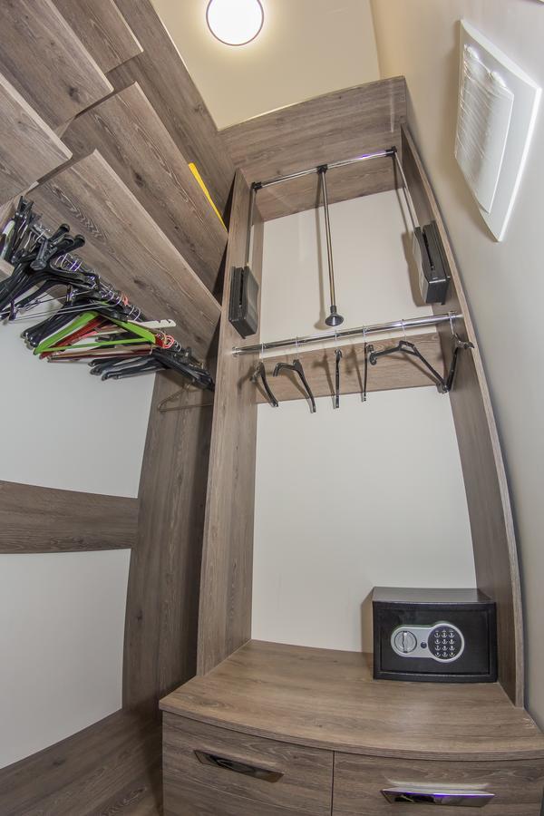 Arkadiya Hills Family Apartment Odessa Eksteriør bilde